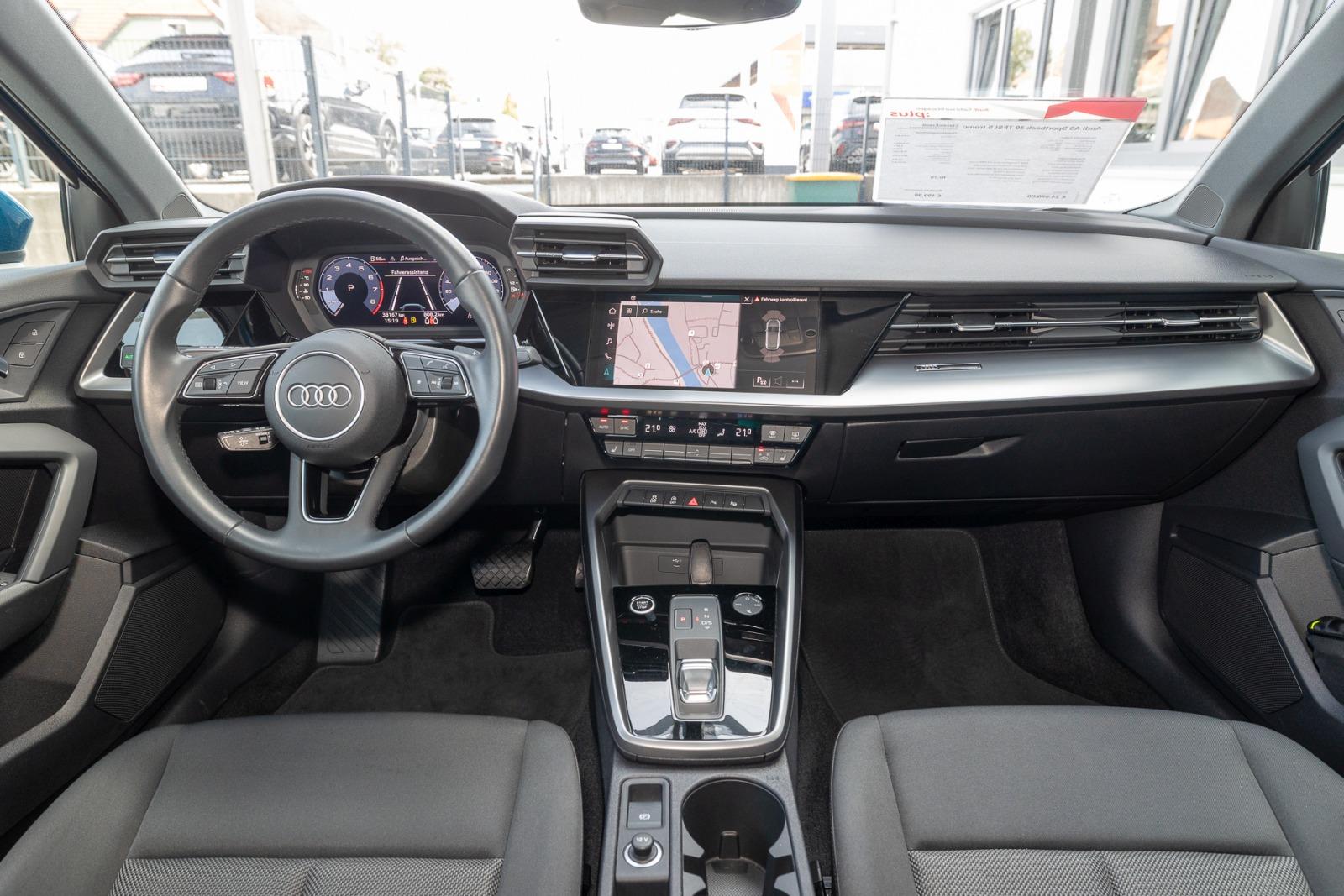 Audi A3 Sportback 30 TFSI S tronic (SHZ v,Phone Box,2