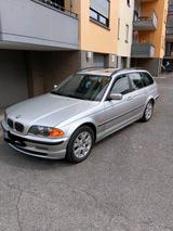 BMW 325i Touring-E 46 - BMW 320 aus 2001: Kombi