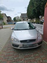 Ford ford focus Da3 neu tüv  biss mai 2027 bei ... - Ford Focus mit Benzin-Antrieb: Da3