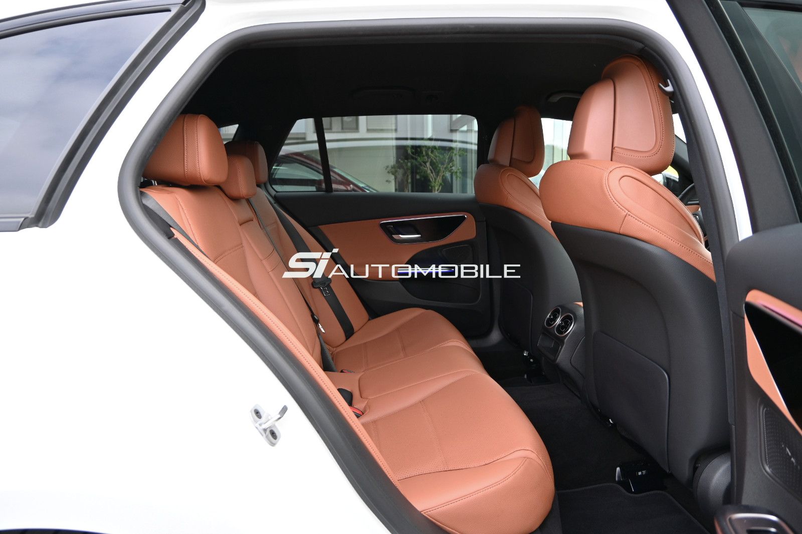 Fahrzeugabbildung Mercedes-Benz C 200 d T Avantgarde °Night Pak°AHK°ILS°360°KAM