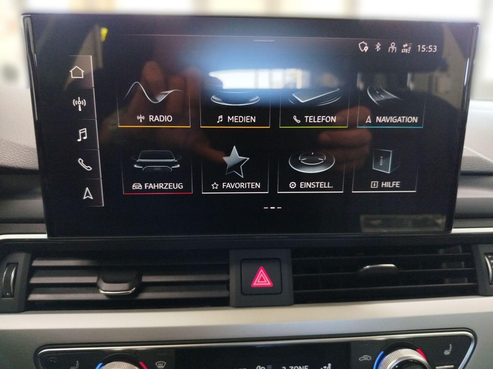 Audi A4 - Bild 12