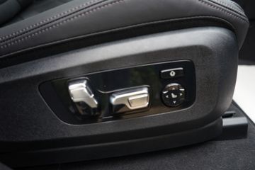Fahrzeugabbildung BMW X6 xDrive 40 d M Sport NETTO EXPORT