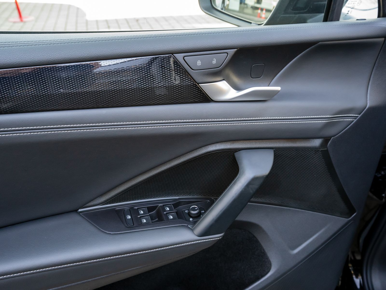 Volkswagen Tiguan - Bild 11