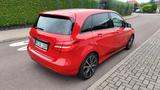 Mercedes-Benz B 180 Autotronic - AMG-LINE Night-Packet  - Mercedes-Benz B 180: Rot