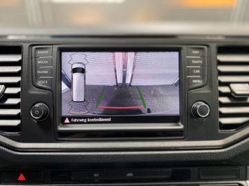 Fahrzeugabbildung Volkswagen Crafter Kasten 35 mittel#ACC#Klima#Kamera#StHz.