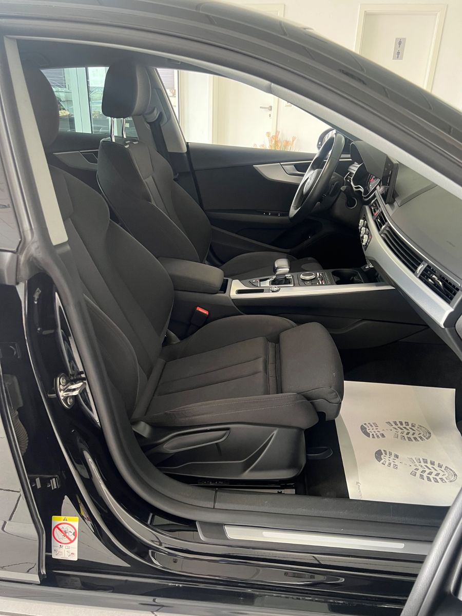 Fahrzeugabbildung Audi A5 Sportback 35 TDI sport Design