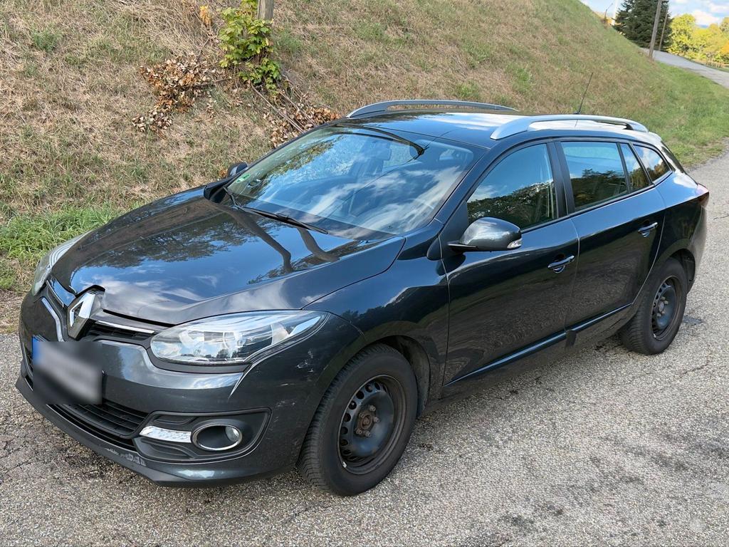 Renault MEGANE III Kombi AHK 3.900.- € VHB