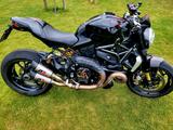 Ducati Monster 1200R - DUCATI MONSTER 1200