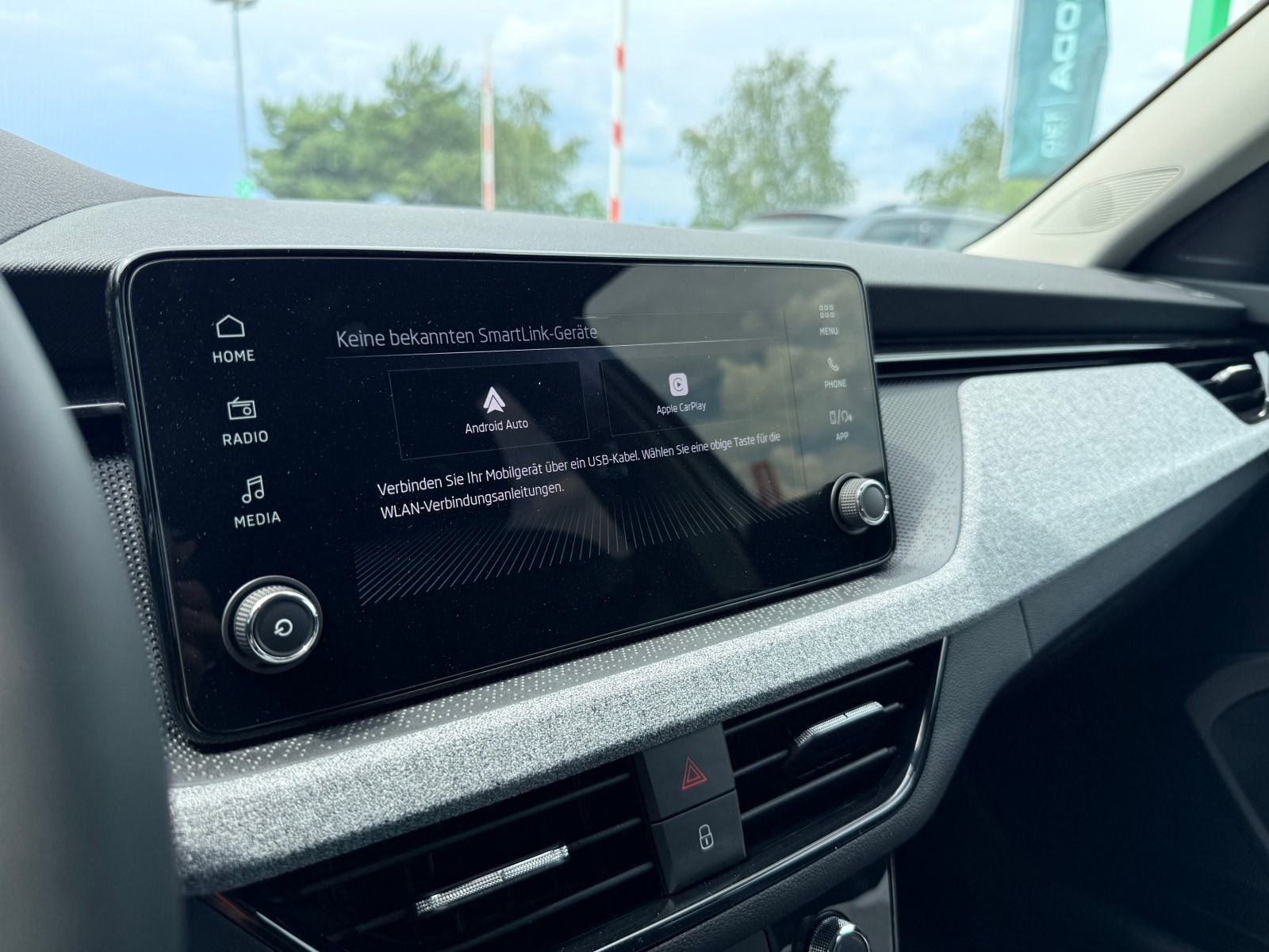 Fahrzeugabbildung SKODA Kamiq 1115PS DSG*BehFro*RFK*AHK*eHeck*Matrix