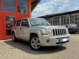 Jeep Patriot Sport 2.4 4x4 Klima/Shz/Scheckheft/Sound - Jeep Patriot: Allradantrieb