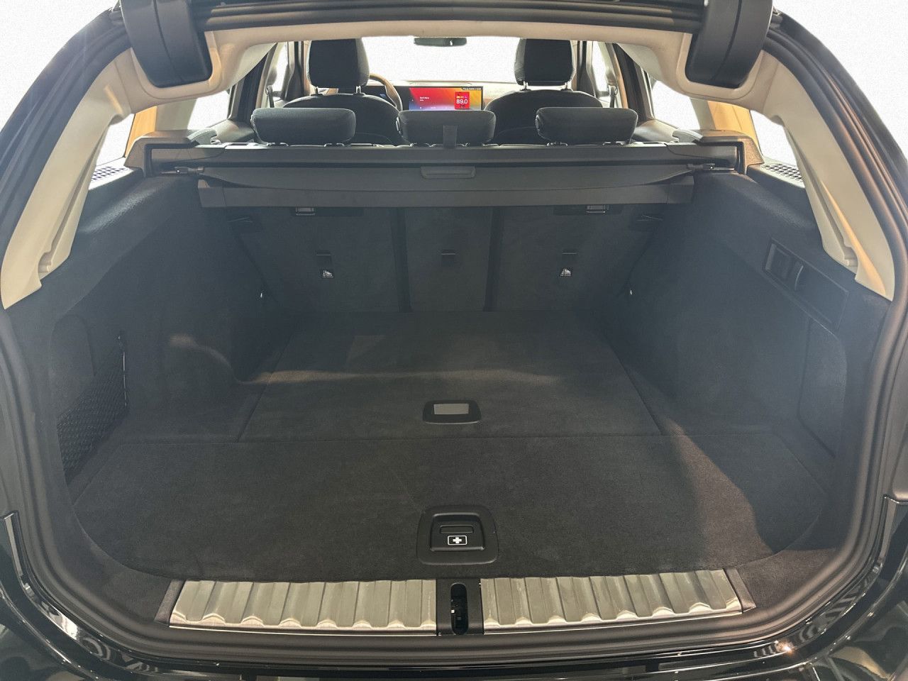 BMW 318i Touring Aut. LivePlus,CarPlay,ParkAss,Kam foto 16