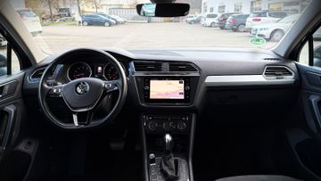 Volkswagen Tiguan - 7
