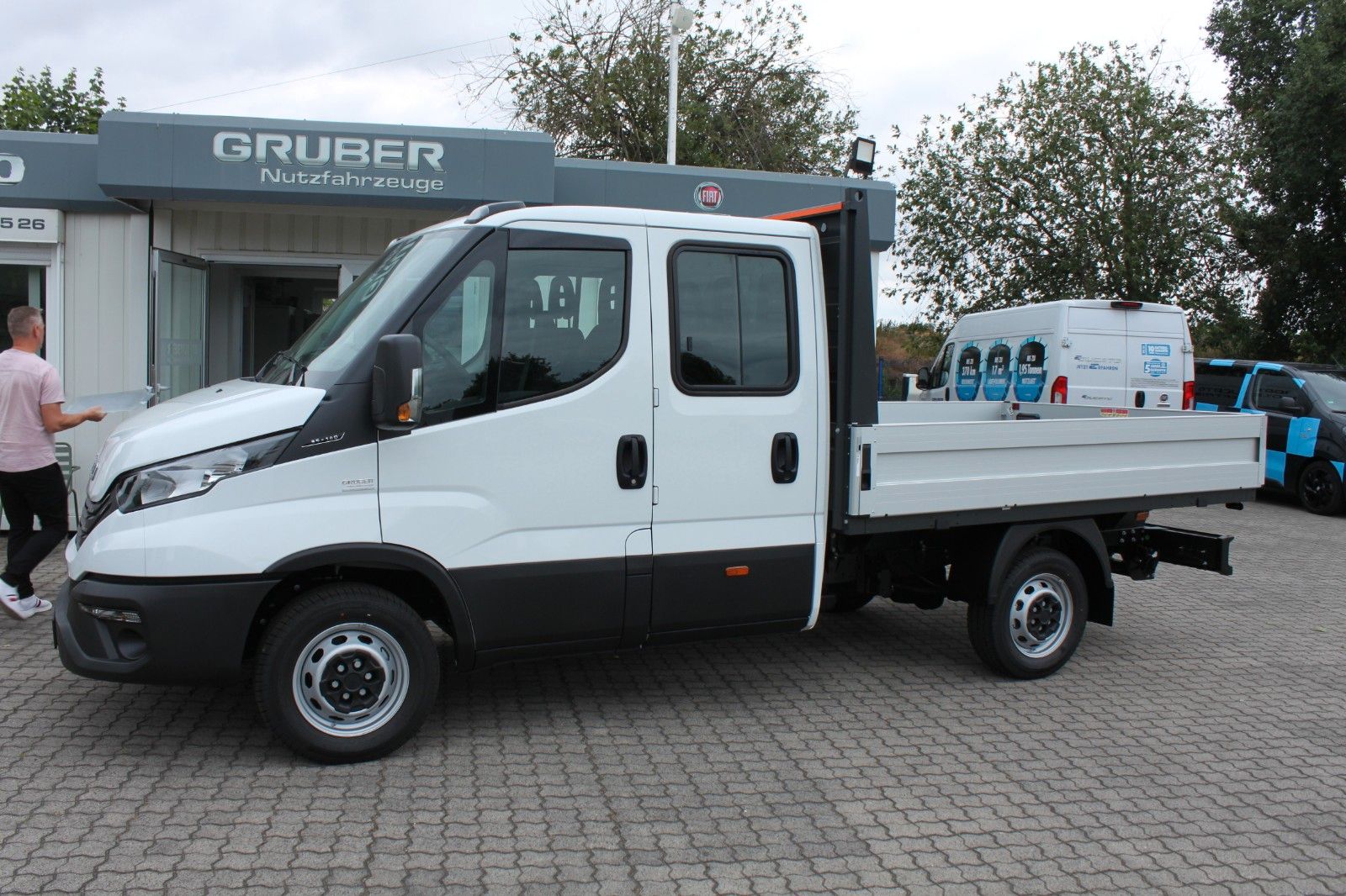 Fahrzeugabbildung Iveco Daily 35S14 D