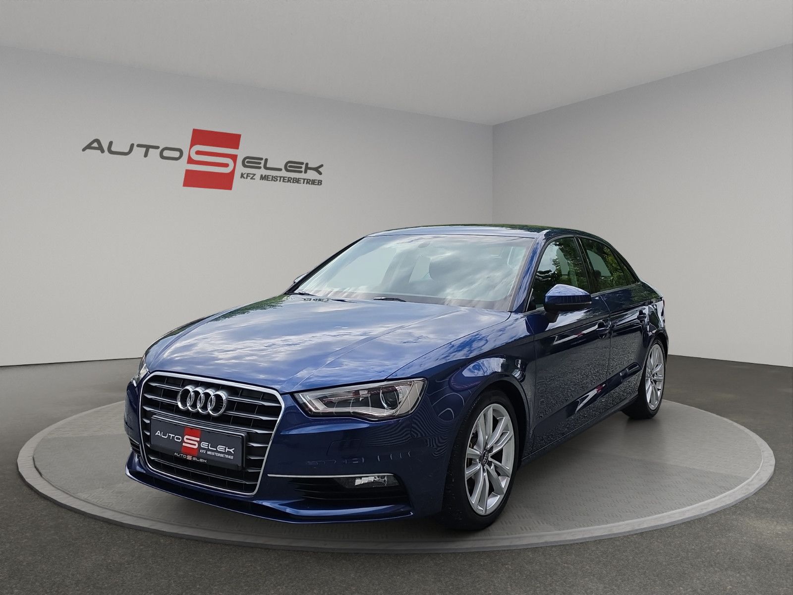 Fahrzeugabbildung Audi A3 Limousine ambition SERVICE TÜV NEU