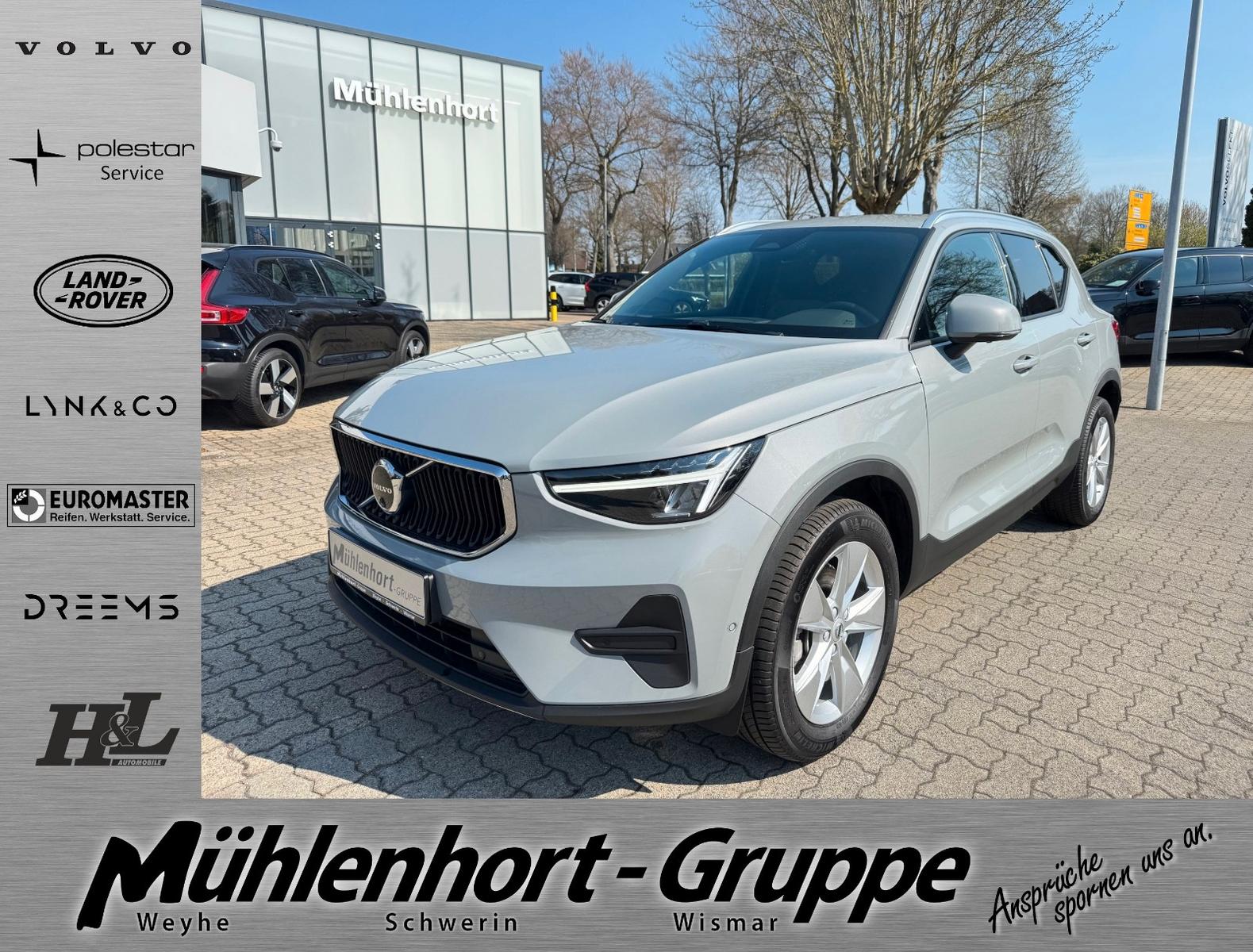 Volvo XC40 B3 DKG CORE - 360 - BLIS - Keyless - Pilot