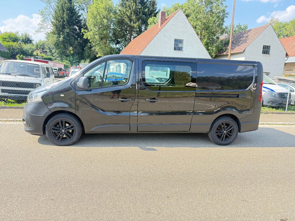 Image of Nissan NV300