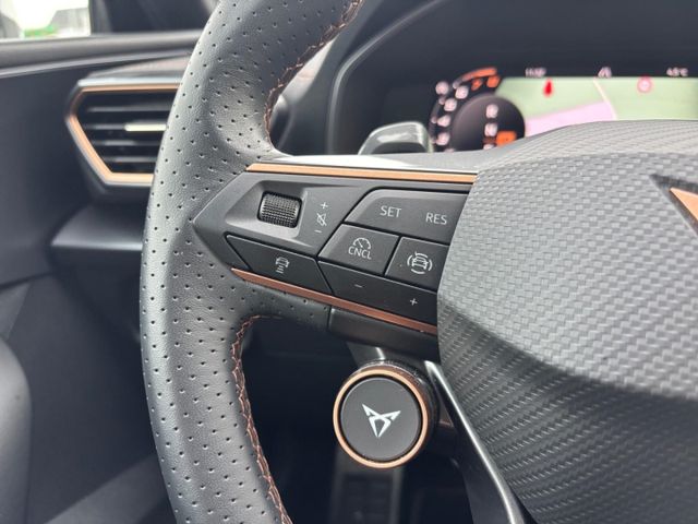 Leon 1.5 eTSI Matrix Navi Kamera AHK eSitz GJR