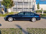 BMW 740Li xDrive - Langversion - Top gepflegt - blaue BMW 7er Reihe