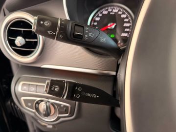 Mercedes V 250 - 12