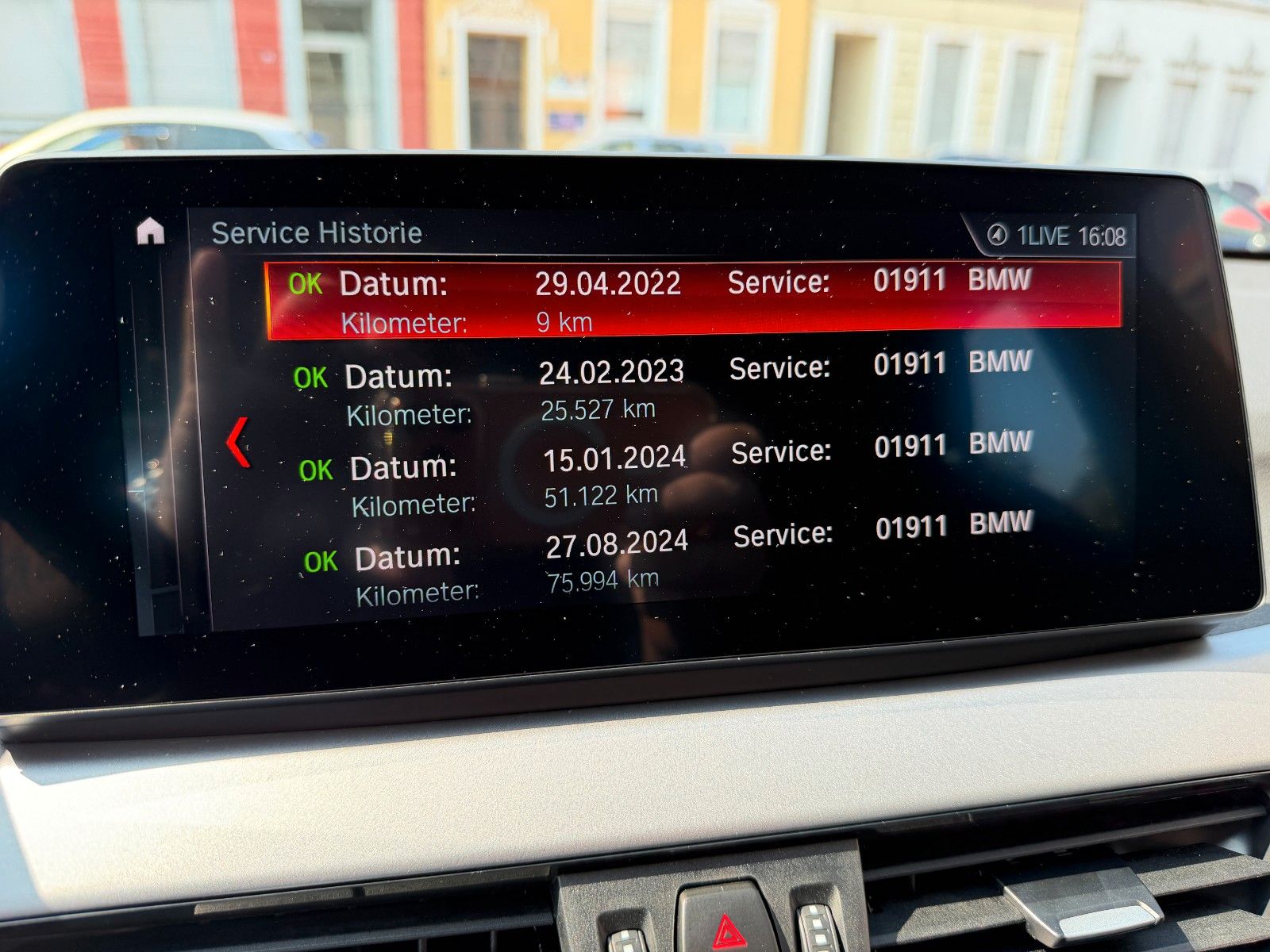 Fahrzeugabbildung BMW X1 xDrive 20 d 1.HD HUD AHK AUTOMATIK LED KAMERA