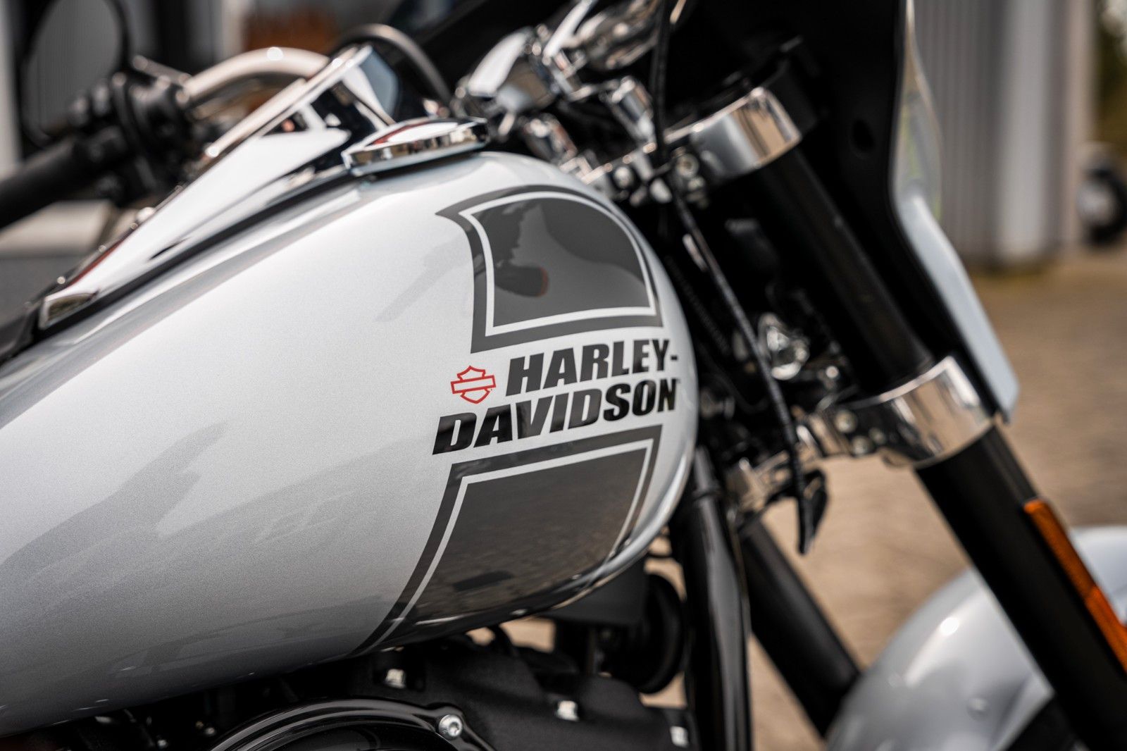 Fahrzeugabbildung Harley-Davidson FLSB SPORT GLIDE 107  - MY 23 kurzfr. Verfügbar