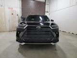 Toyota GRAND Highlander Platinum Max T1: 72.900 EURO - Toyota Highlander Gebrauchtwagen
