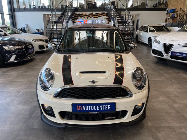 MINI John Cooper Works Cabrio JCW*NAVI*LEDER*XENON*