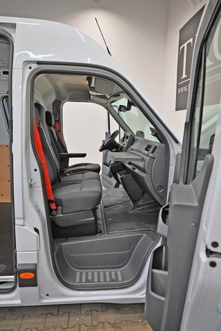 Fahrzeugabbildung Renault Master dCi 150 PS Kasten L3H2 AHK Klima #23T047