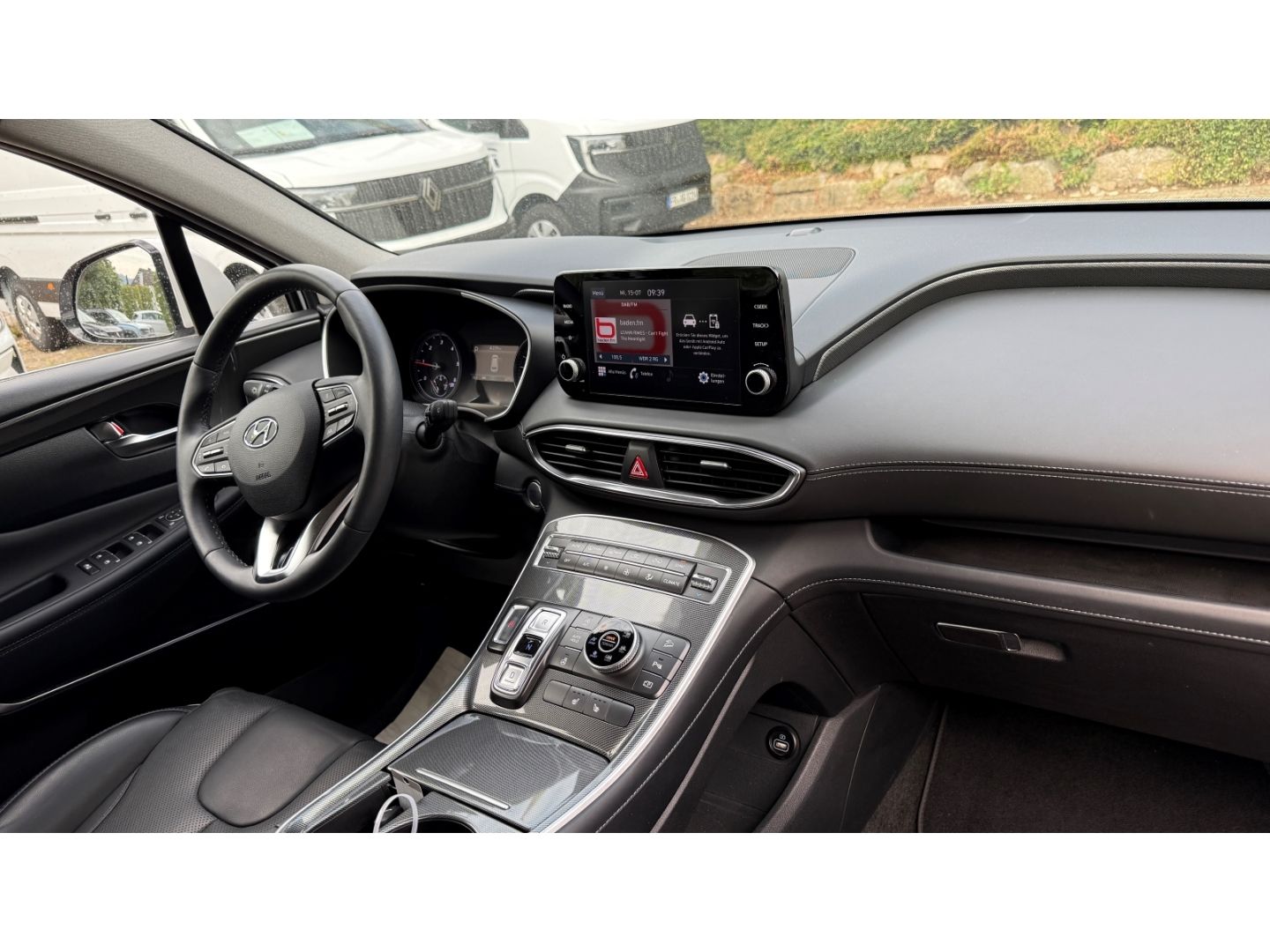 Fahrzeugabbildung Hyundai SANTA FE Trend 4WD LEDER El. PANODACH NAVI LED A