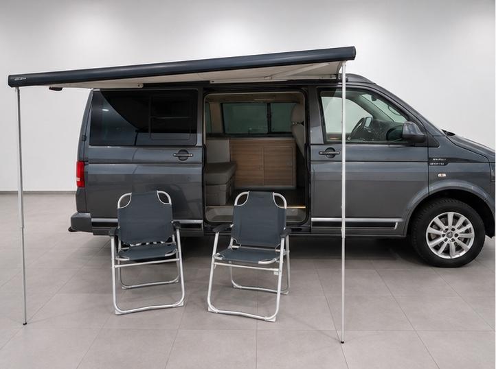 Volkswagen T5 Transporter Bus California Comfortline BULLI