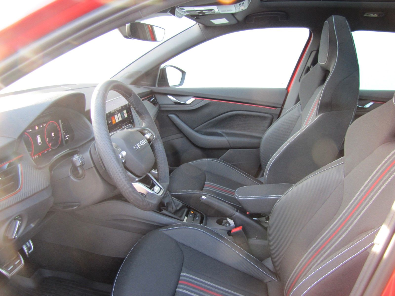 Fahrzeugabbildung SKODA Scala Monte Carlo 1.5l TSI 150PS 7-Gang DSG