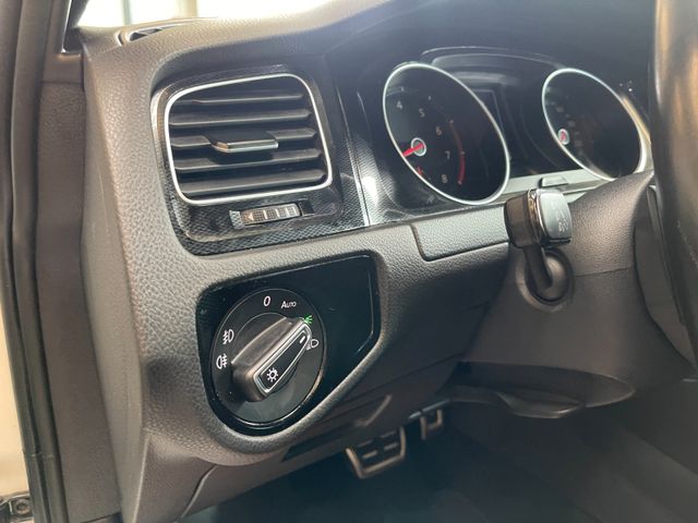 Volkswagen Golf VII Lim. GTI Performance BMT *ACC*BI-XENON*