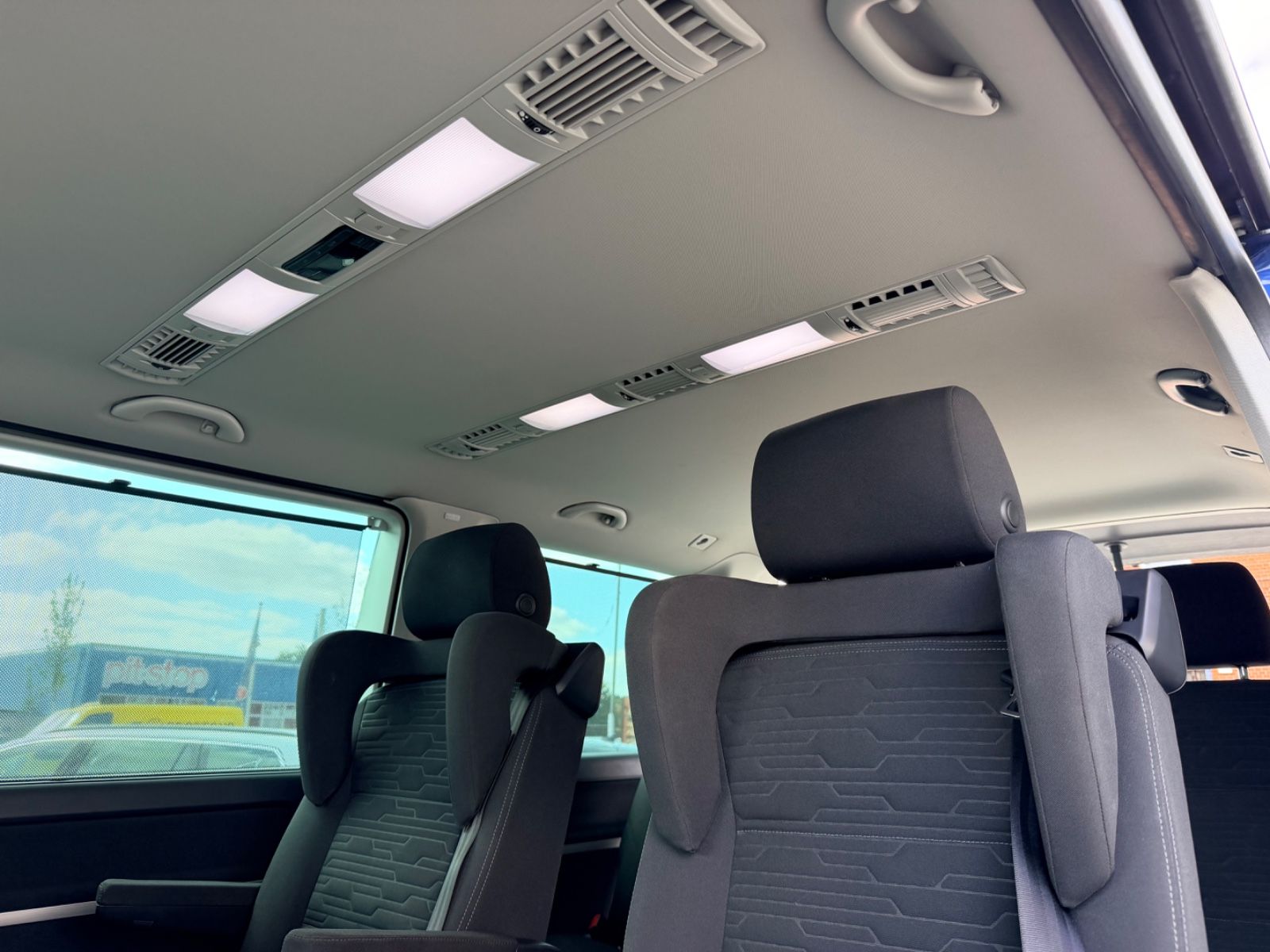Volkswagen T6.1 Multivan Edition LED Navi Kamera Standheiz foto 18