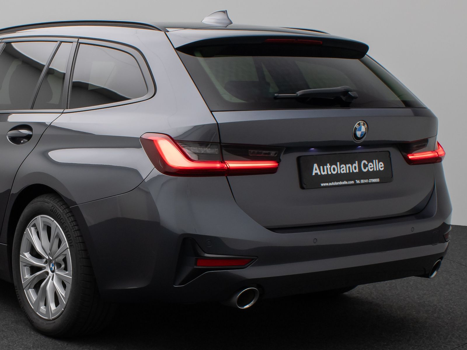 Fahrzeugabbildung BMW 320d DAB HiFi PDC Fernlichtassist Komfort Alarm