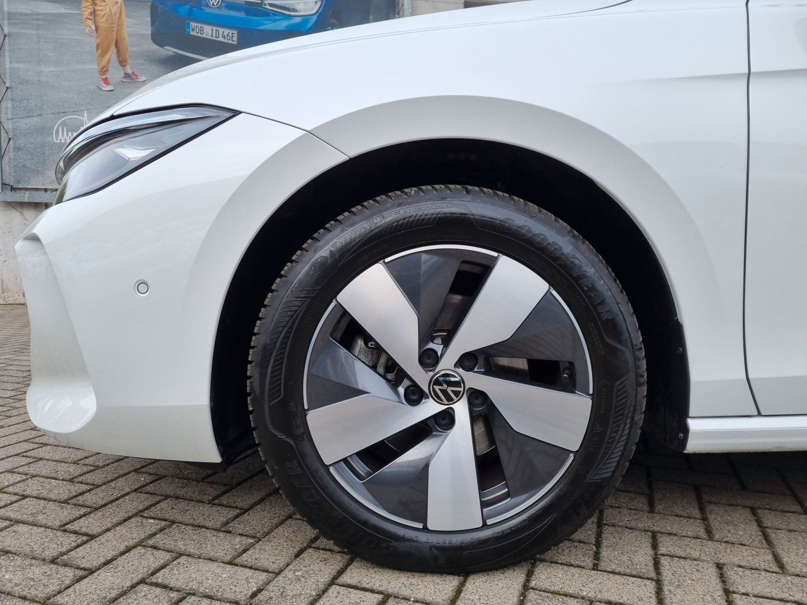 Volkswagen Passat Variant - Bild 9