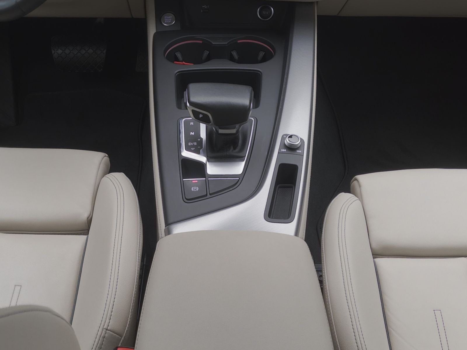 Audi A4 - Bild 14