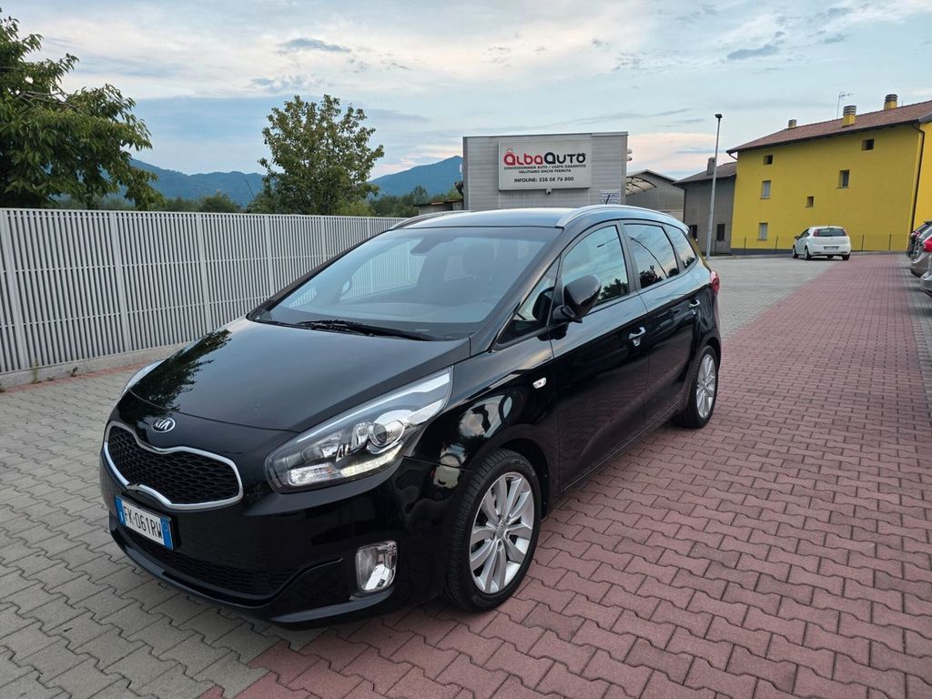 Image of Kia Carens