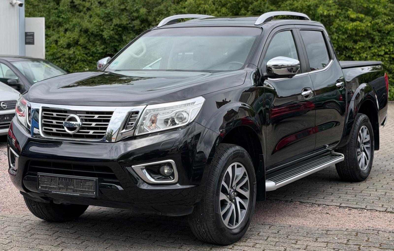 Nissan Navara TEKNA /4x4/PANO/LEDER/AHK/LED/KAMERA/SHZ