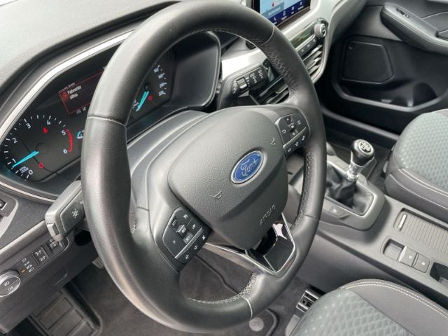 Fahrzeugabbildung Ford Kuga 2.0 EcoBlue M-Hybrid Cool & Connect Navi, S
