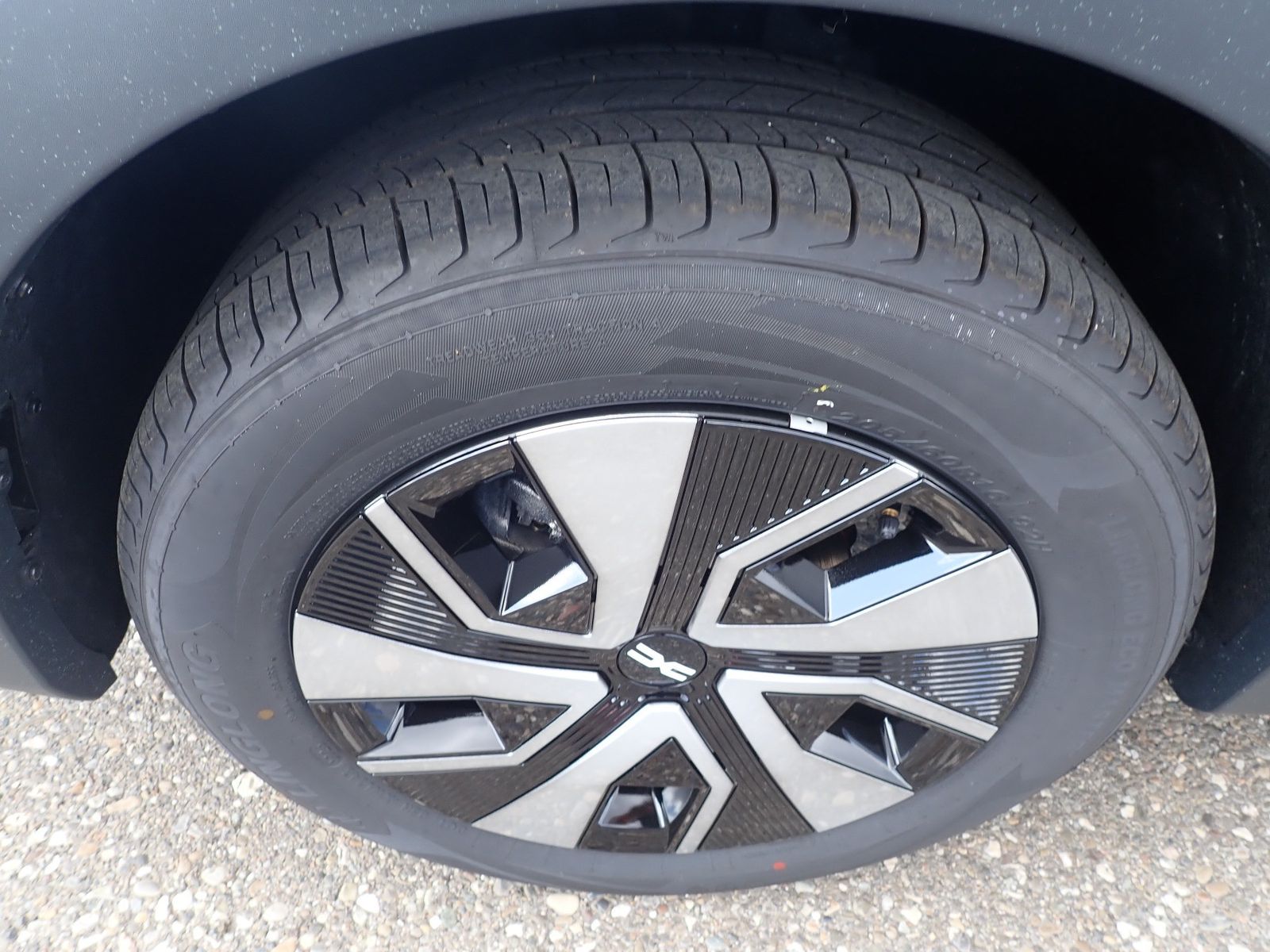 Fahrzeugabbildung Dacia Sandero Stepway Expression TCe 110
