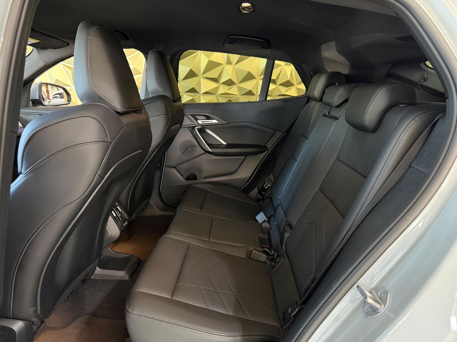 BMW X2 18d sDrive M-SPORTPAKET 1.HAND NAVI LEDER EU6 foto 14