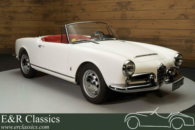 Alfa Romeo Giulia Cabrio