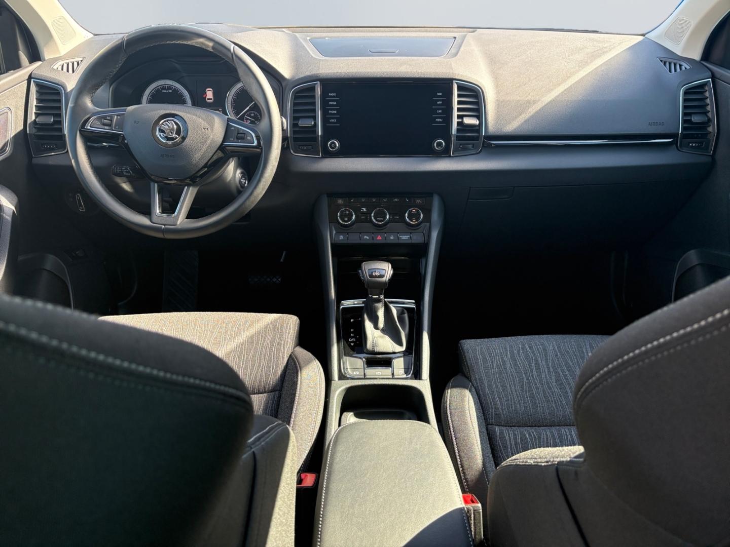 Skoda Karoq 1.6 TDI DSG Style *LED*AHK*CAM*CarPlay*SHZ