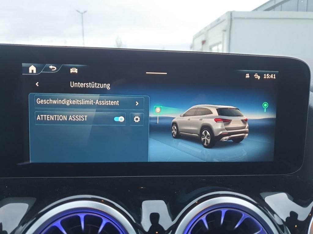 Fahrzeugabbildung Mercedes-Benz GLA 200 AMG Line*Kamera*LED*el. Heckklappe