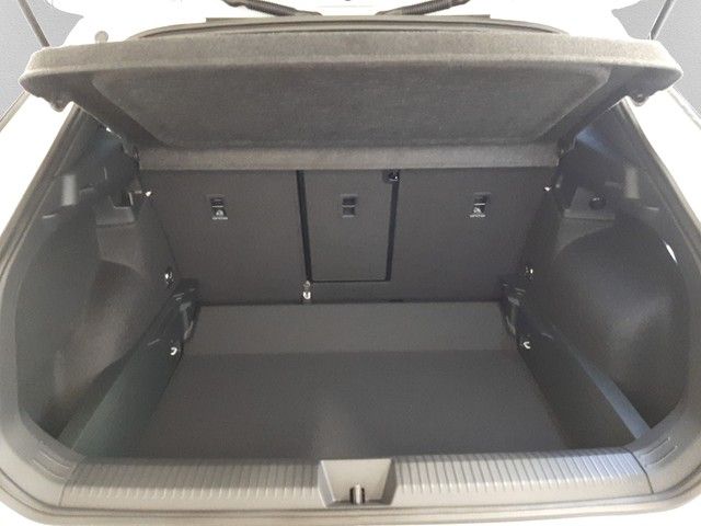 Fahrzeugabbildung Volkswagen T-Roc R-Line 1.5eTSI Matrix 18" NEUES MODELL