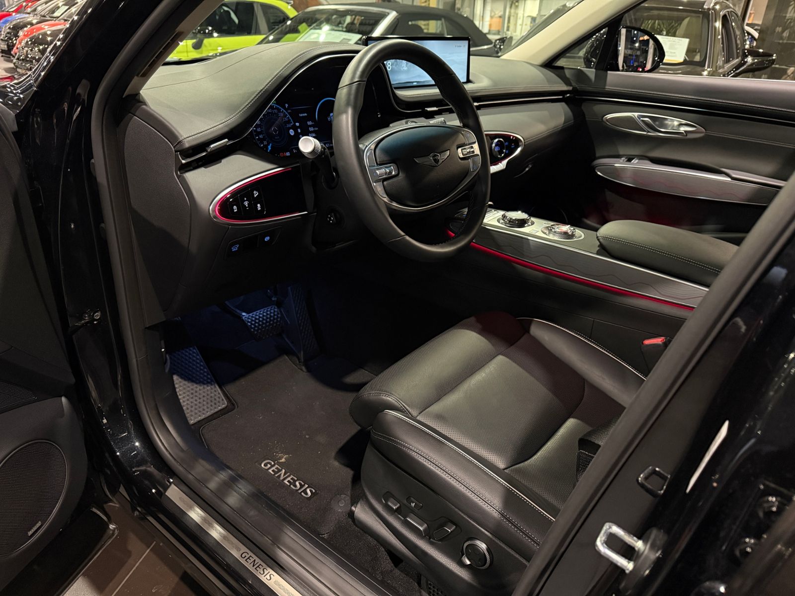 Fahrzeugabbildung Genesis GV70 Luxury 4WD PANO 360° HUD LED