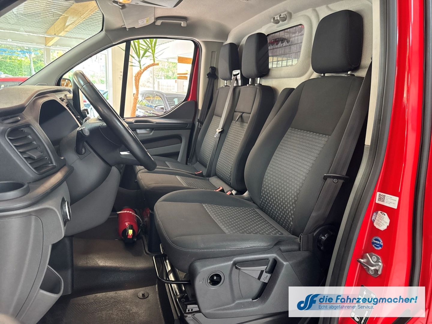 Fahrzeugabbildung Ford Transit Custom Kasten 340 L2 Trend 2.0 TDCi Navi