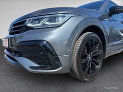 VW Tiguan Allspace 2.0 TSI R-Line 4M 7-Si Pan Black VW Tiguan Allspace 2.0 TSI R-Line 4M 7-Si Pan Black