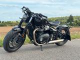 Triumph Bobber Black