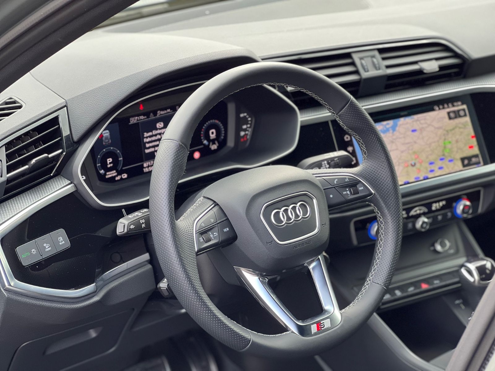 Audi Q3 45 TFSI e Aut. 3x S line Virtual Cockpit ACC foto 23